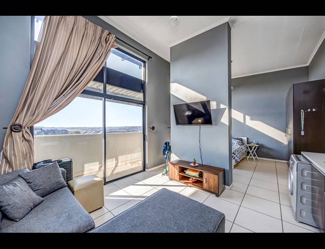 0.5 BEDROOM APARTMENT TO LET IN DAINFERN